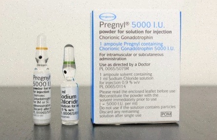 Achat Pregnyl - Illustration d'une ampoule injectable et symbole fertilité